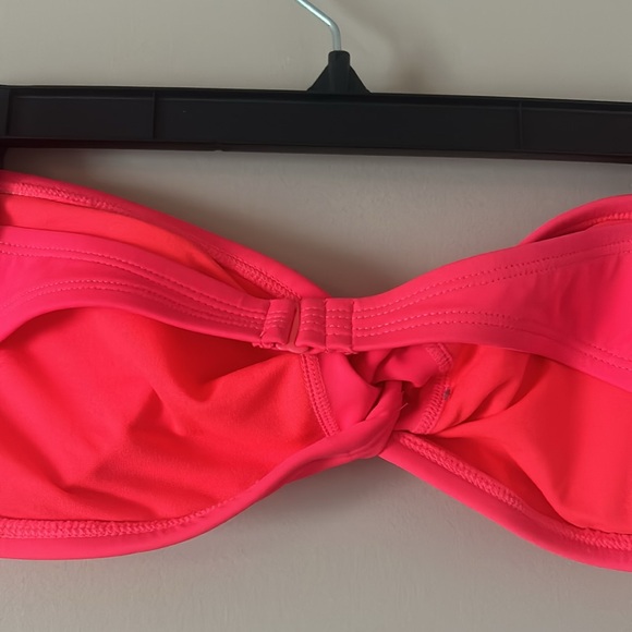 La Hearts bikini top NWT - Picture 3 of 5